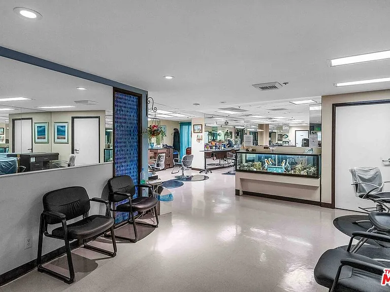 4316 Marina City Dr #1033 — Photo 42