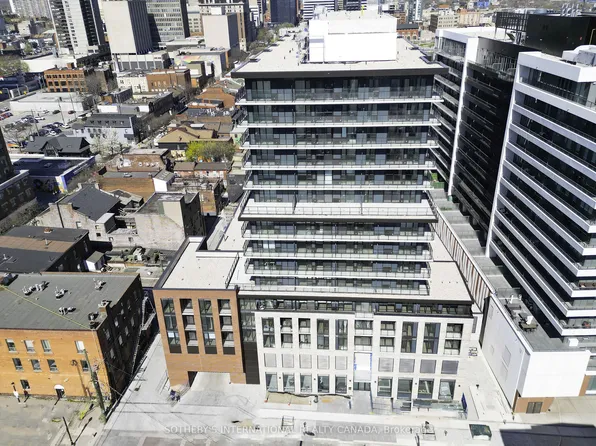 1 Jarvis St #805, Hamilton, ON L8R 3J2
