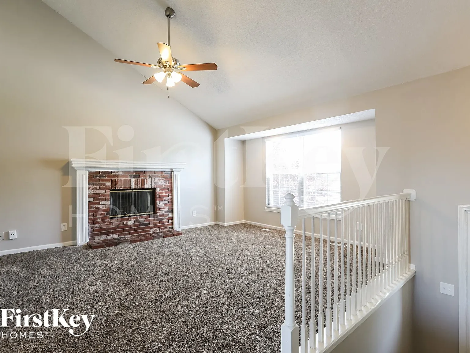 3 bed, 2.5 bath, 1641 sqft, $1,990 — Photo 3