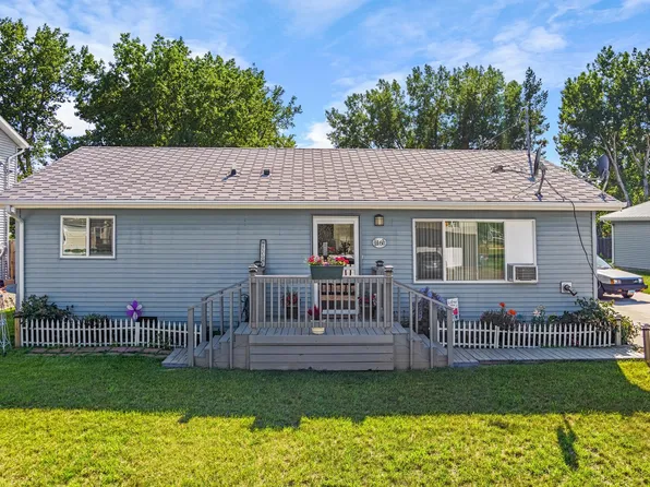 16 Kittelson Dr, Burlington, ND 58722