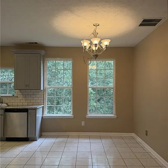 92 Timber Ridge Dr — Photo 4