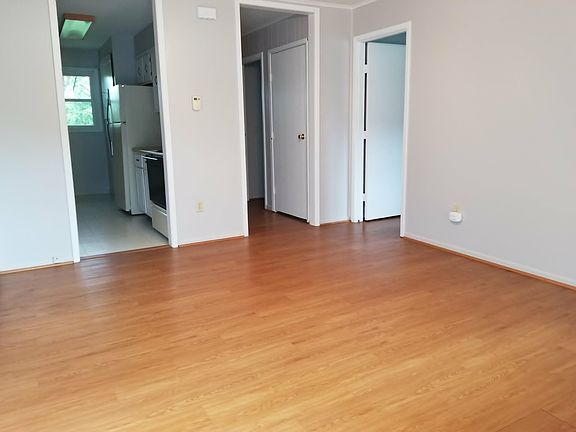 2nd image of 327 Moody St E