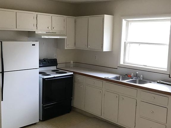 2nd image of 505 S Kendrick Ave APT C2