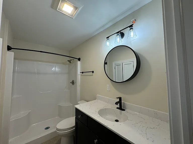 202 Center St #5 — Photo 10