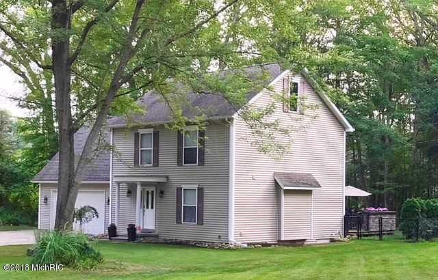 1st image of 5699 Woodbriar Dr NE