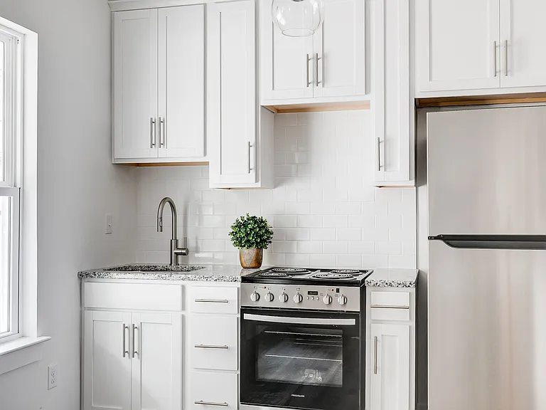 2205 Fairfax Ave #1 — Photo 17