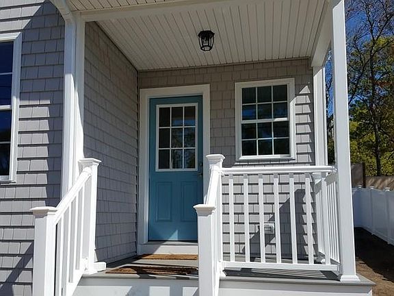 3rd image of 14 Reed Ave