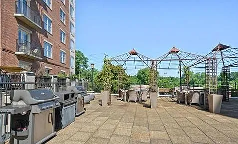 2285 Peachtree Rd NE #1200 — Photo 29