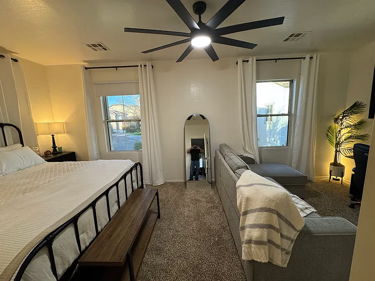 741 N Port Dr — Photo 9