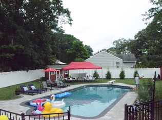418 Johnson Ave, Ronkonkoma, NY 11779
