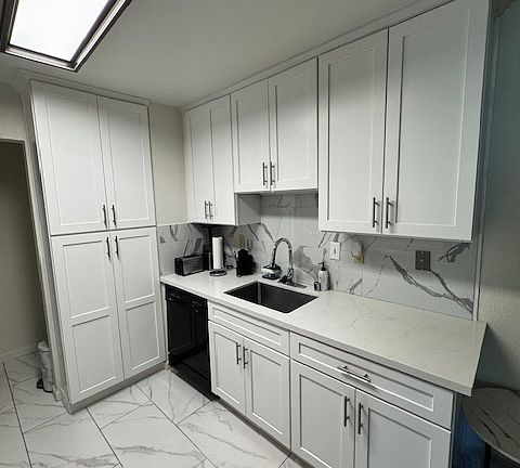 5th image of 1305 Boulevard Way APT 210