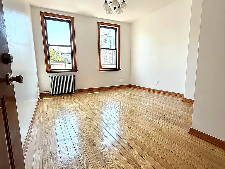 134 Dupont St #Y — Photo 3