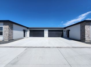 1045 Cheney Dr W, Twin Falls, ID 83301