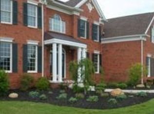 1795 Brookbury Dr, Milford, MI