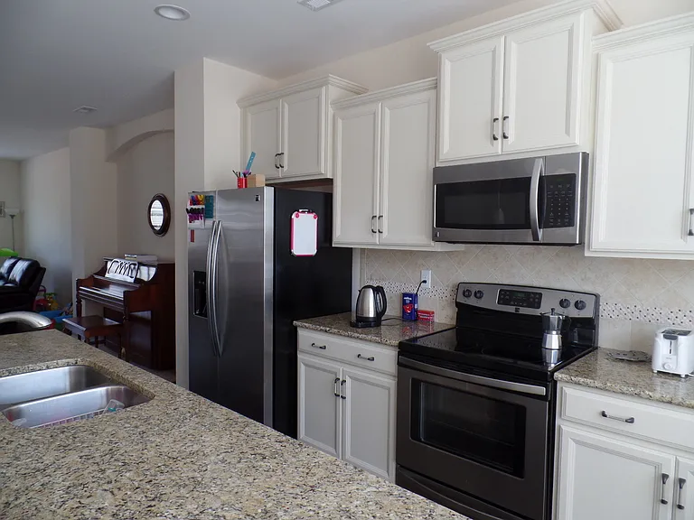 4115 Prospect St — Photo 12