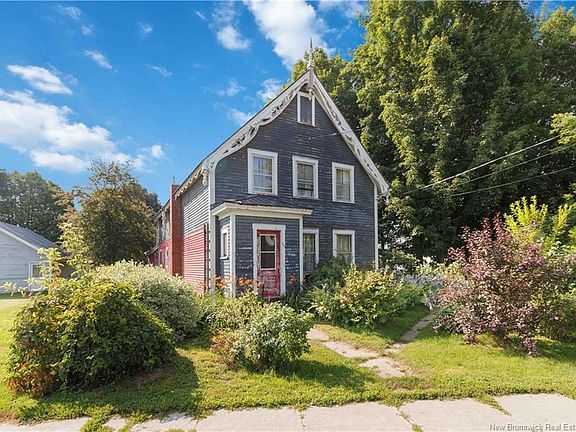 2nd image of 121 Saint Gertrude St