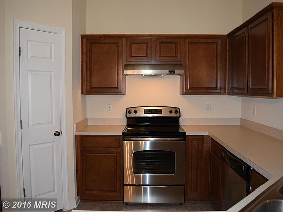 4th image of 5230 Shipes Ln