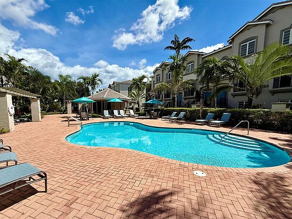 2nd image of 1951 Coral Heights Boulevard #402