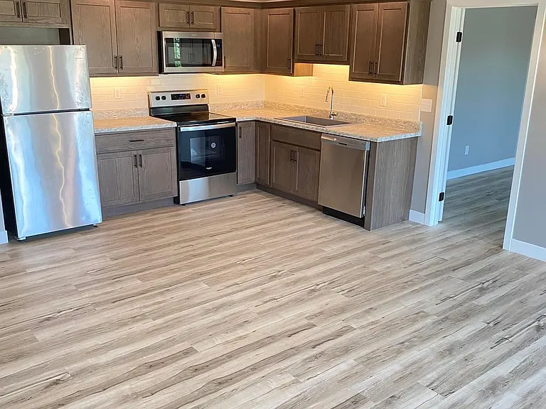 503 Hoselton Dr #1 — Photo 8