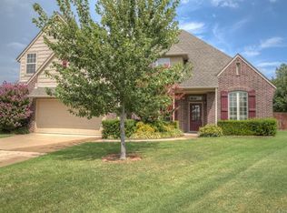 808 W Juneau St, Broken Arrow, OK 74012