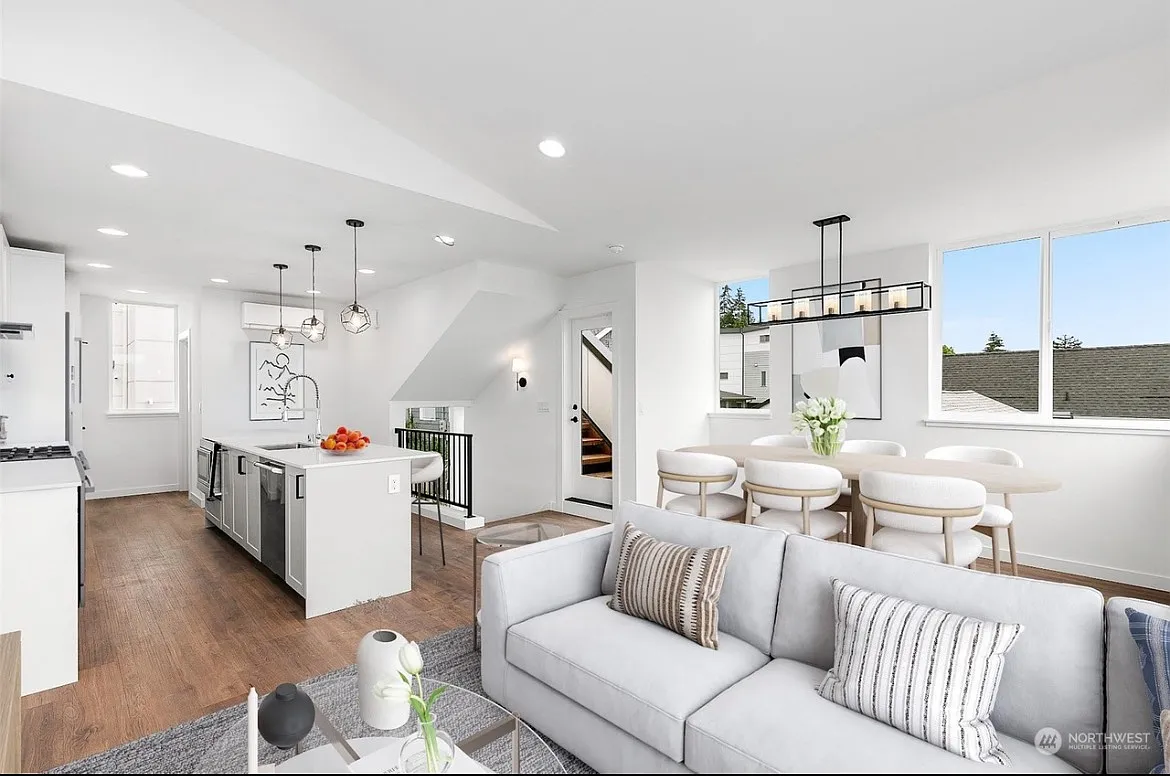 4 bed, 2.5 bath, 1840 sqft, $4,500 — Photo 1