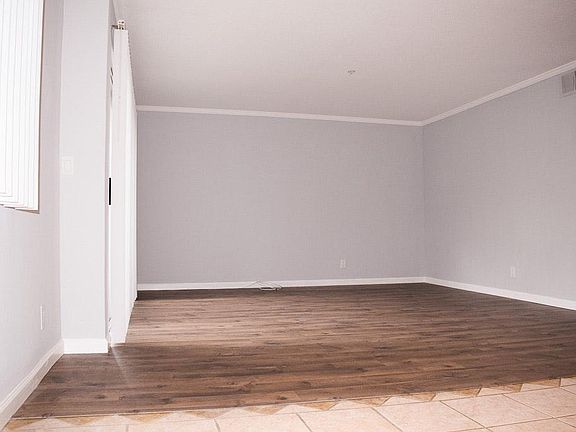 4th image of 11041 Hesby St APT 102