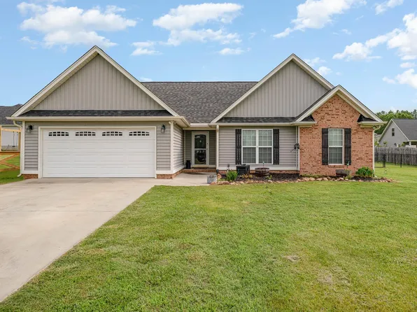 327 Laura Bishop Ln, Inman, SC 29349