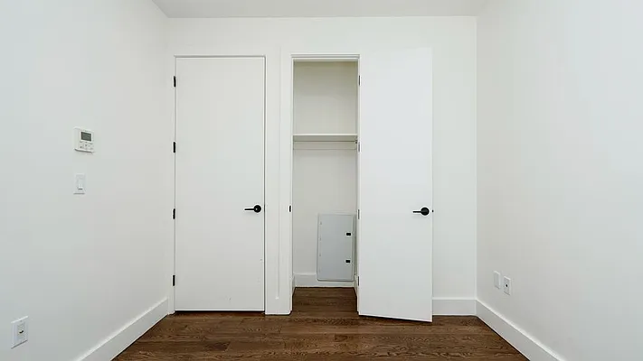 Rented by Nooklyn NYC LLC | media 59