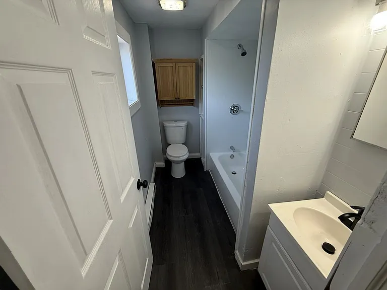 194 Green St — Photo 5