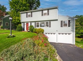 27 Perry Dr, Needham, MA 02492