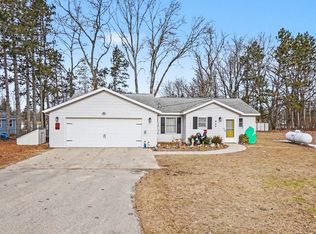 445 Pettibone Dr, Bitely, MI 49309