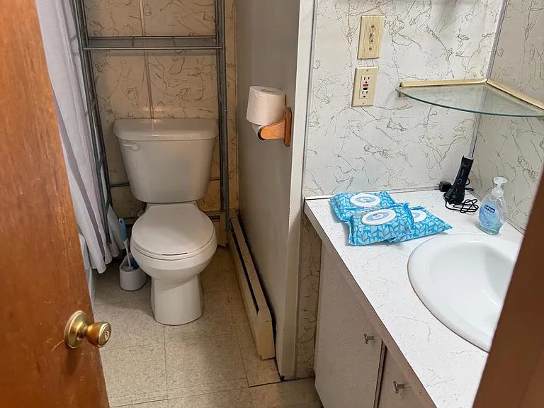 22 Catherine St #2A — Photo 8