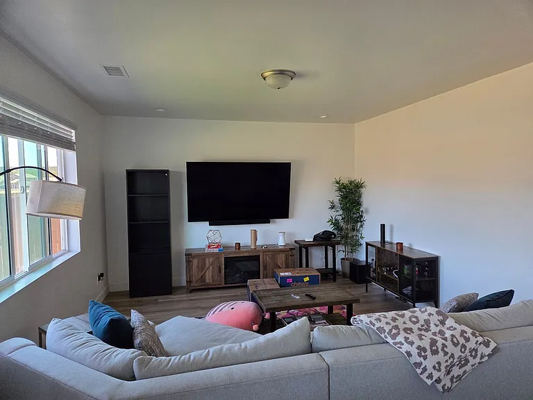 11880 Pegasus Rd — Photo 6