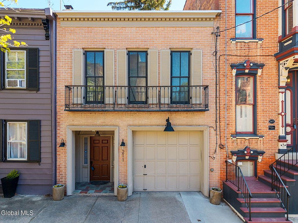 1st image of 211 Lancaster Street