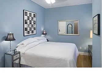 Rented by R New York