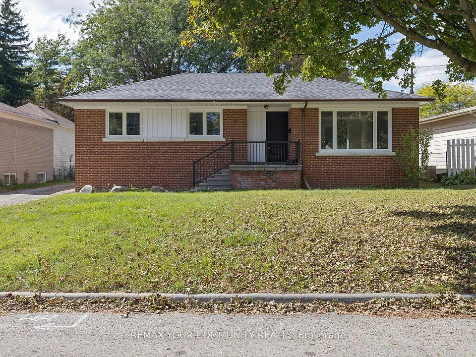 110 Evahill Cres