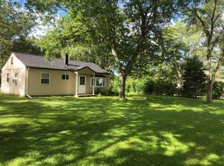 3681 E Becker Rd, Oak Creek, WI 53154