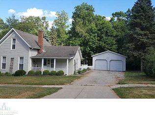 211 Franklin St, Grand Ledge, MI 48837