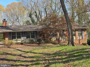 11223 Country Rd, Dunkirk, MD 20754