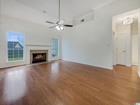 3rd image of 616 Bentmoor Dr
