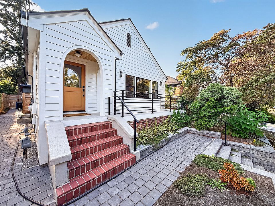1st image of 5237 37th Ave NE #A
