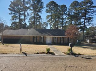 2509 Foxrun, Magnolia, AR 71753