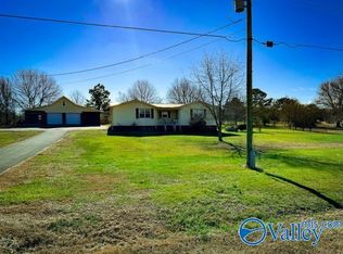 7464 McVille Rd, Albertville, AL 35951