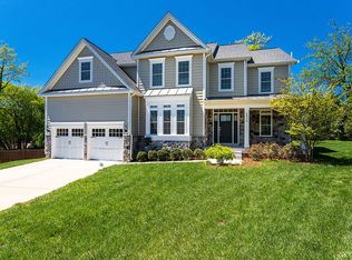 2050 Arch Dr, Falls Church, VA 22043
