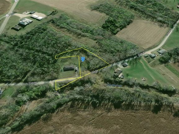 3rd image of 7163 Creek Rd