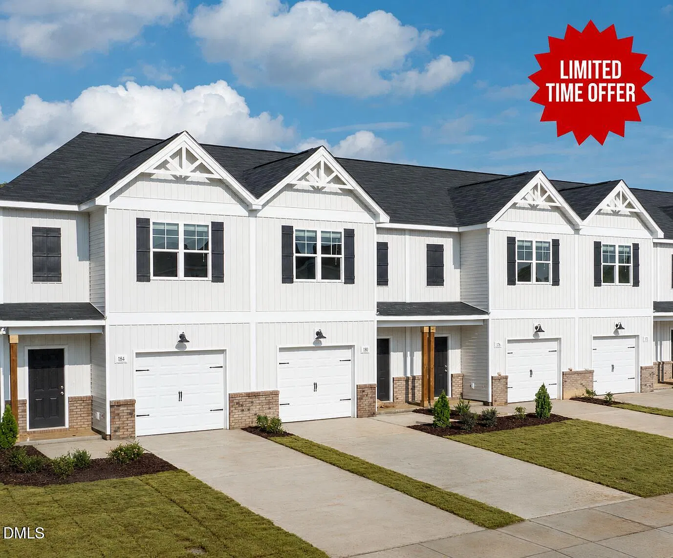 3 bed, 2.5 bath, 1409 sqft, $1,695 — Photo 1