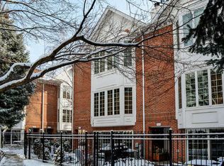 727 S Racine Ave APT E, Chicago, IL 60607