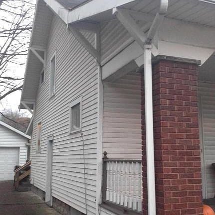 3rd image of 16 Mansfield Ave