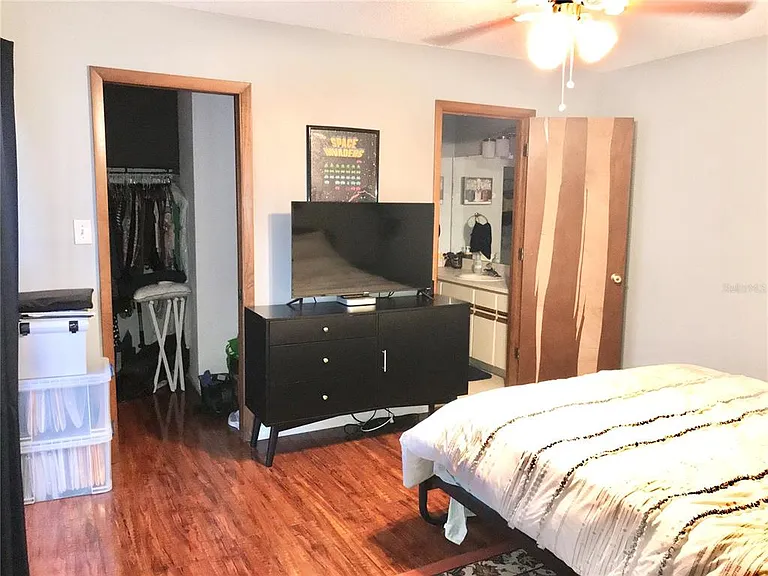 1930 Cattleya Dr #1930 — Photo 13
