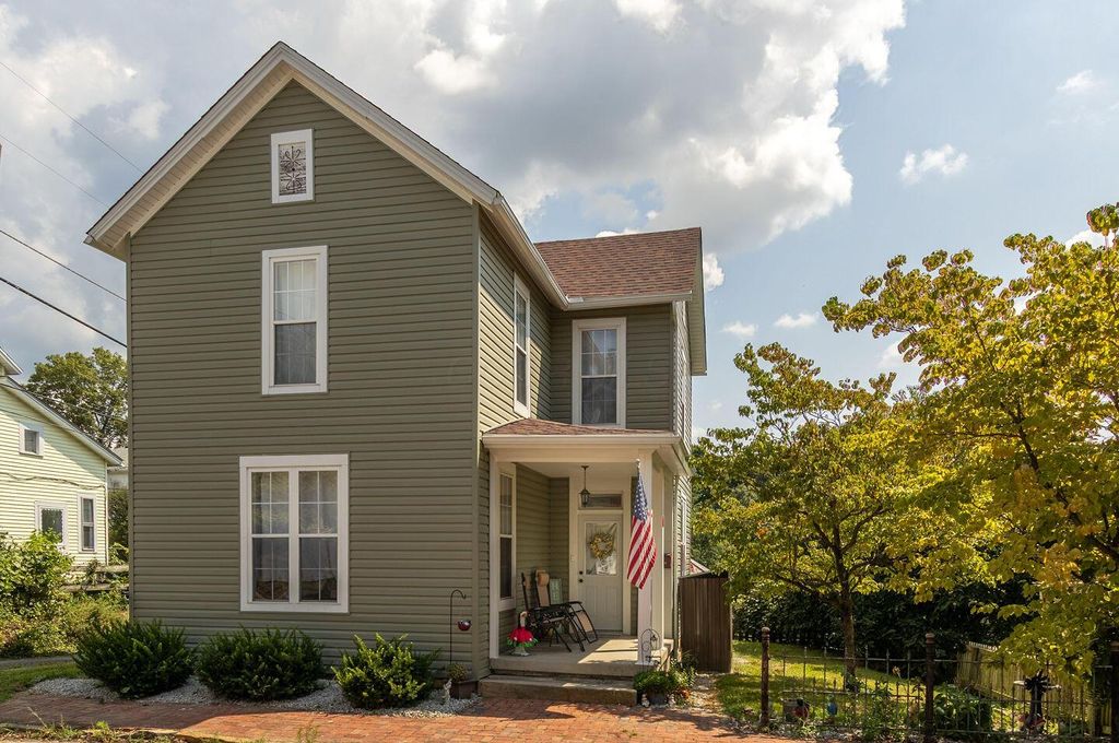 Real estate listing image